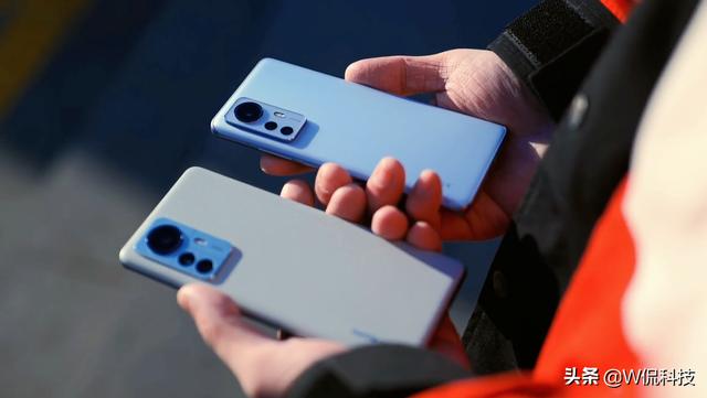 买手机不能小气，2022年最值得入手的3款手机，几乎零差评